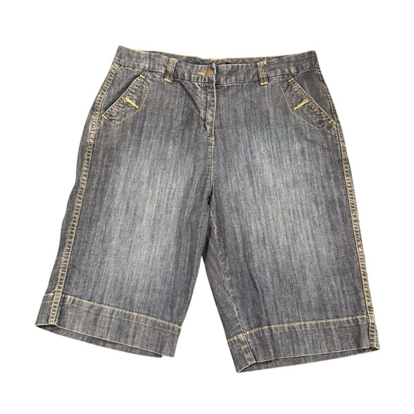 Stylish Bermuda Denim Shorts Chico’s Size 2 / 12 - Picture 1 of 10